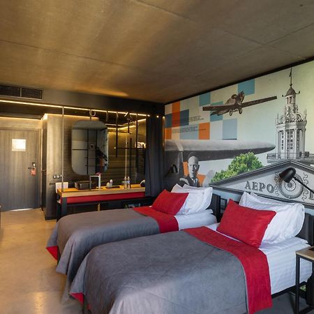 !Fest Hotel Львов Экстерьер фото