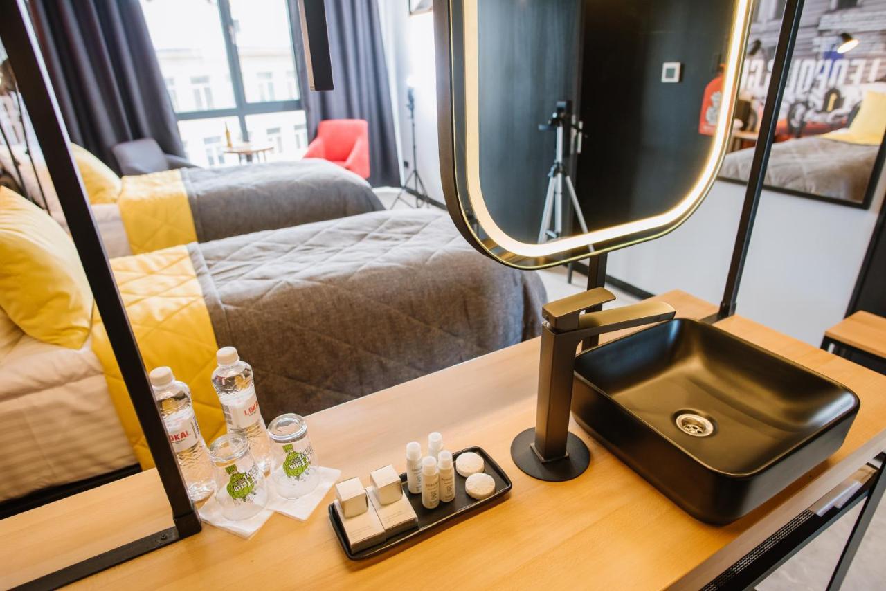 !Fest Hotel Львов Экстерьер фото