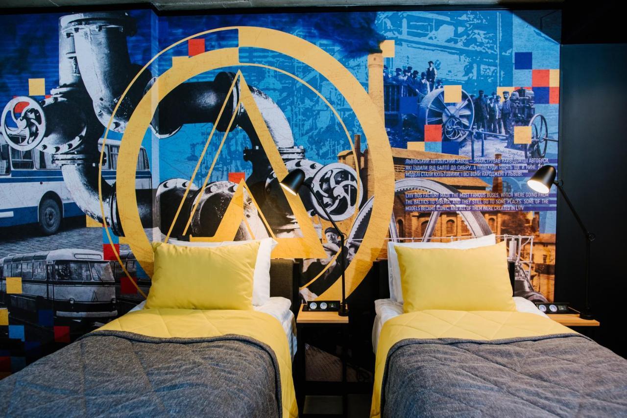 !Fest Hotel Львов Экстерьер фото