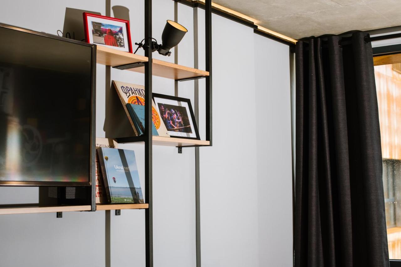 !Fest Hotel Львов Экстерьер фото