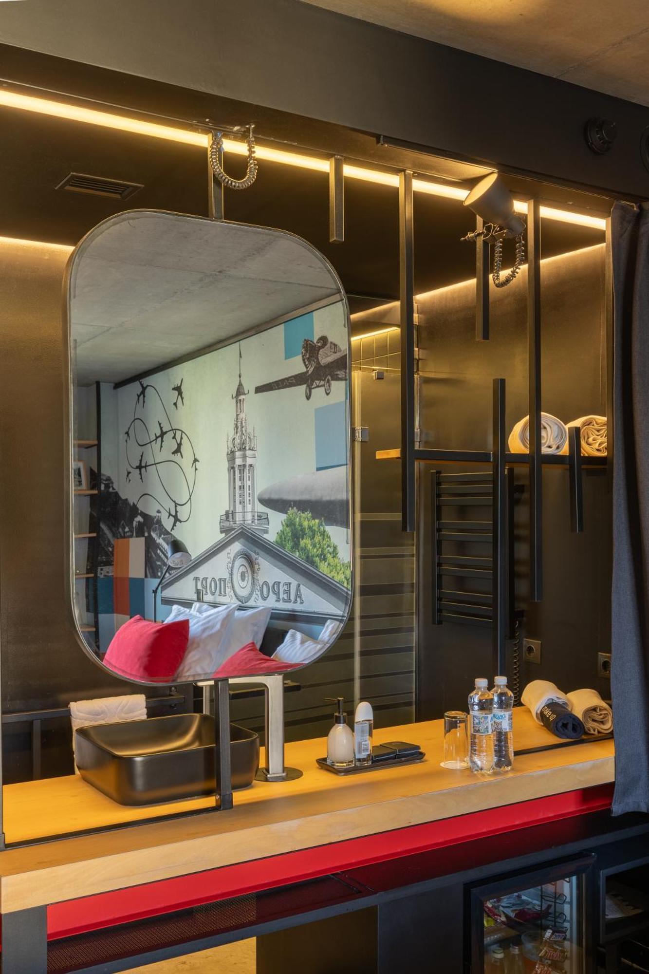 !Fest Hotel Львов Экстерьер фото