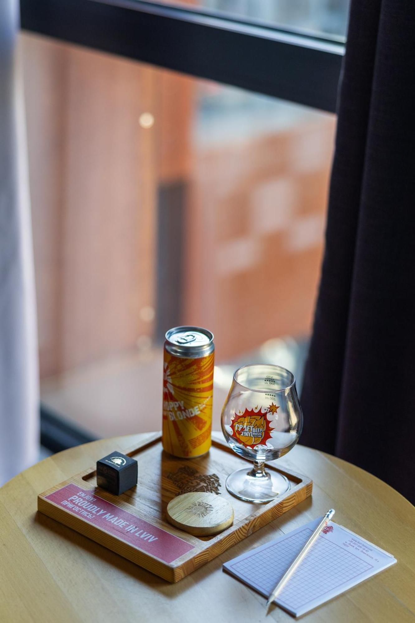 !Fest Hotel Львов Экстерьер фото